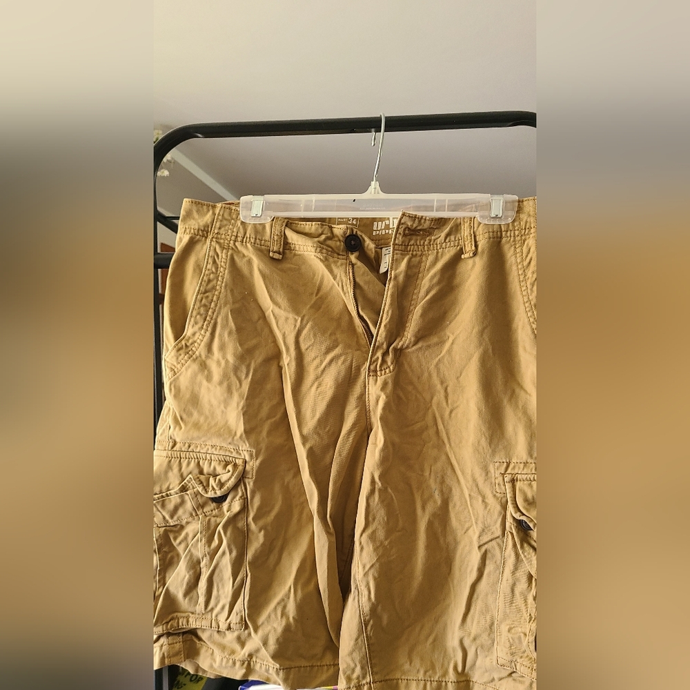 Men's Mustard Cargo Shorts